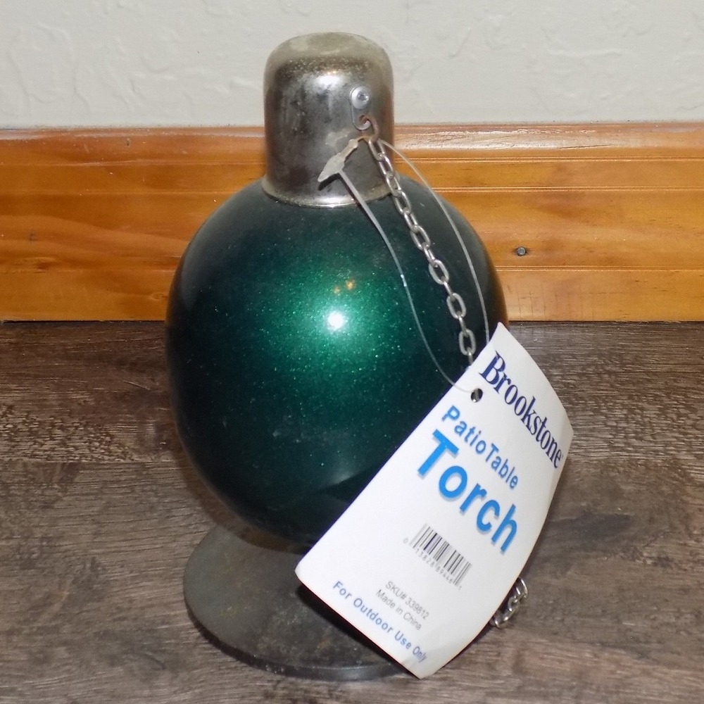 Brookstone Patio Table Torch Green NEW Glitter Glass Outdoor Oil Lamp
